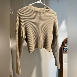 NWT Vestique crop sweater